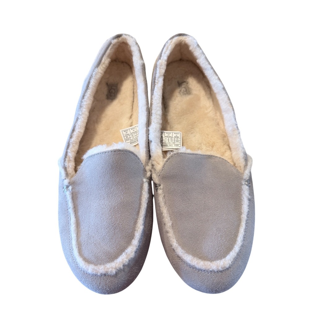 UGG Women's Gray Suede Sheepskin Lined Moccasin Slippers Comfort Shoes‎ Size 12 - Picture 2 of 16